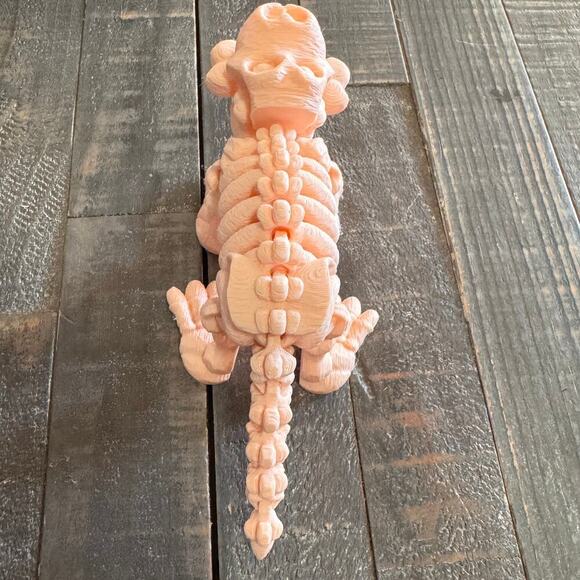 Flexy 3D Print Skeleton Dog With Bone - Picture 5 of 5